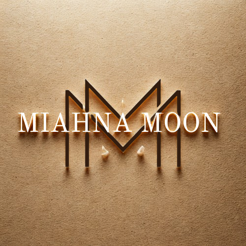 Miahna Moon